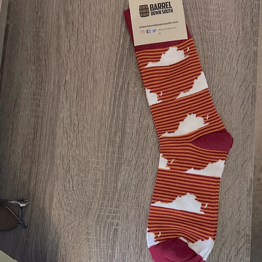 Barrel Down South Socks Unisex